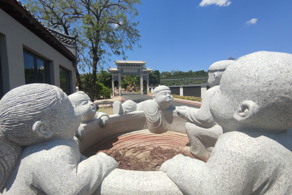 如果想在購買沈陽陵園，應(yīng)該如何選擇適合陵園？