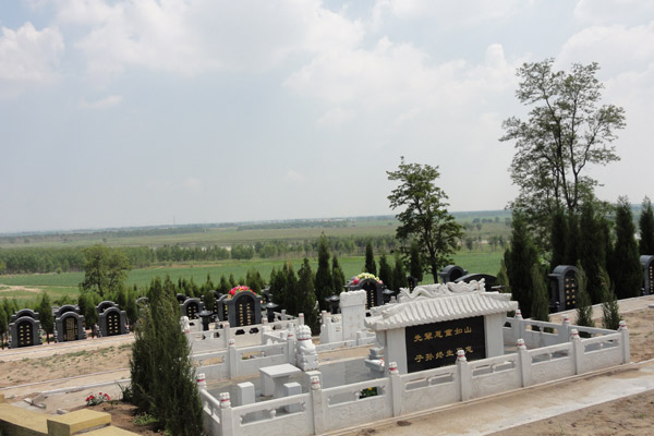 沈陽(yáng)墓地之雙穴單做的含義